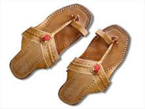 Kolhapuri Design Chappal